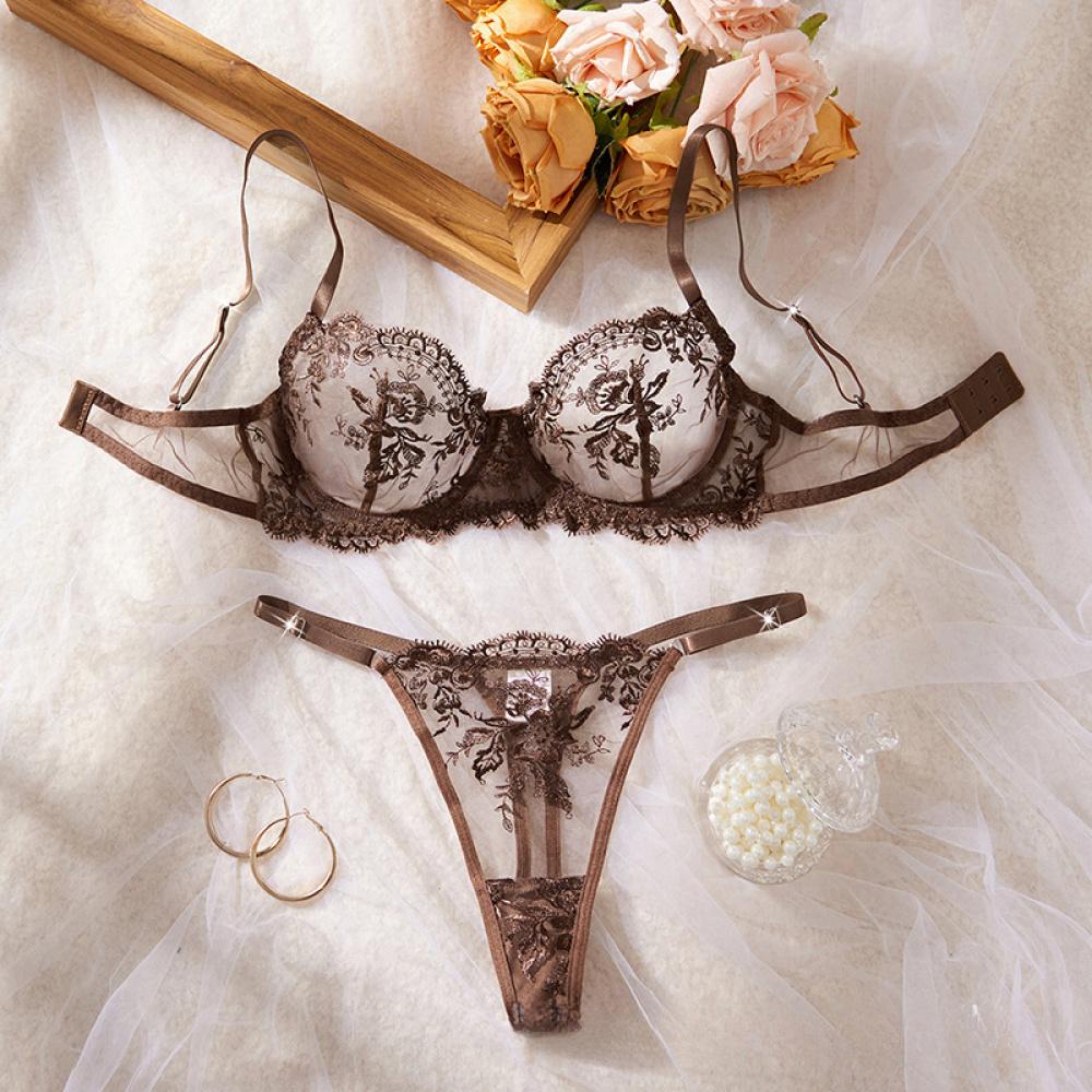 Polyester fiber mesh comfortable underwear set for women, simple and elegant, push-up adjustable bra set