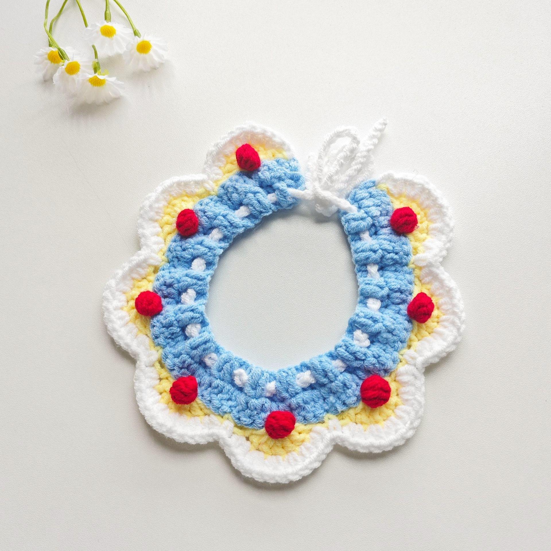 Cat and dog neck scarves, pet Christmas accessories, knitted collars, cute British Shorthair and Teddy designs, cross-border wholesale