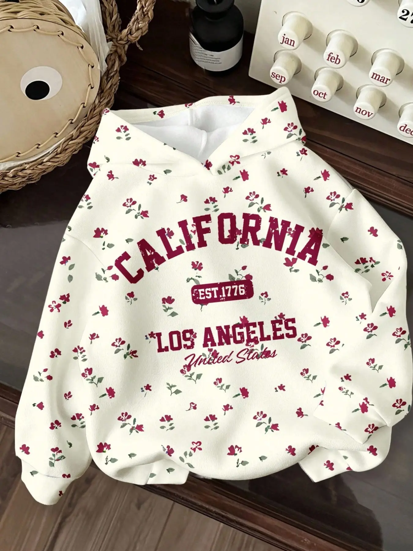 Girls' Hooded Sweatshirt, Vintage American Style, Letter and Small Flower Print, Loose-Fitting, Long Sleeve, Casual Fall