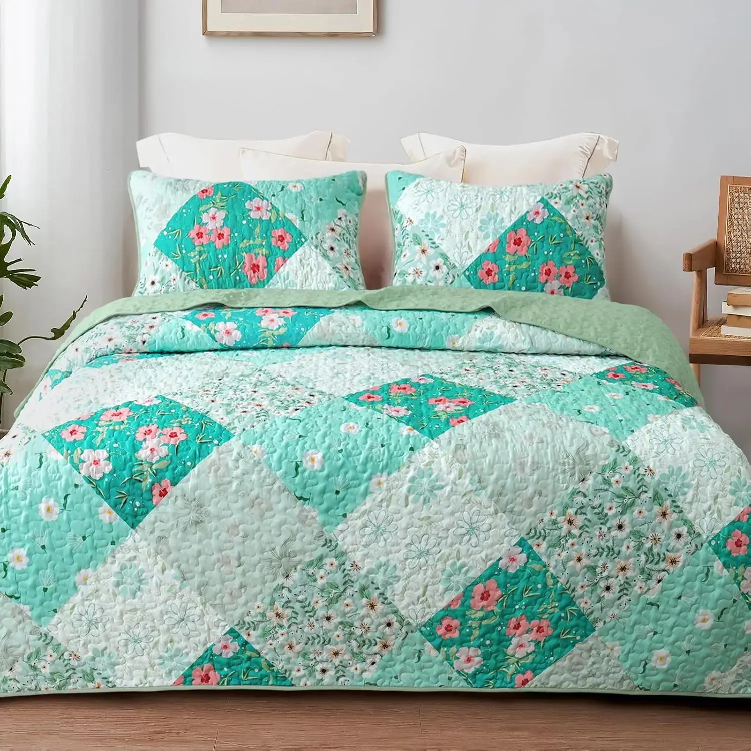Patchwork Queen Size, Soft Boho Floral Bedspreads for Bed Reversible Lightweight Full Queen Bedding Set Printed Coverlets with 2 Pillow Shams for All, Green