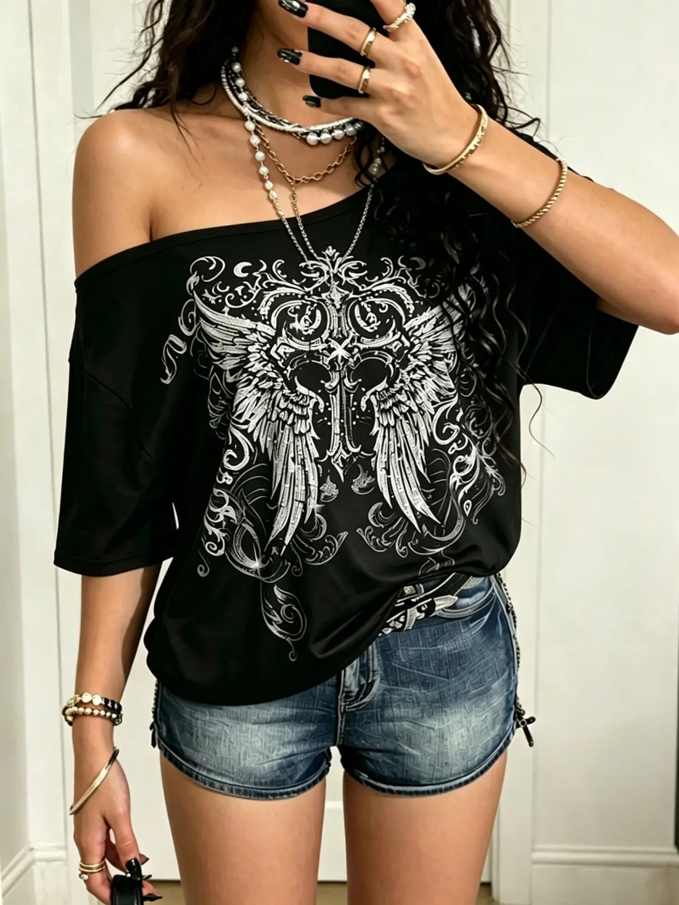 Graphic Tees Retro Vintage Punk Style Baroque Wing Print Slant Neck Casual Fashion Loose Fit Short Sleeve T-Shirt for Women Clubbing Casual Wear Streetwear