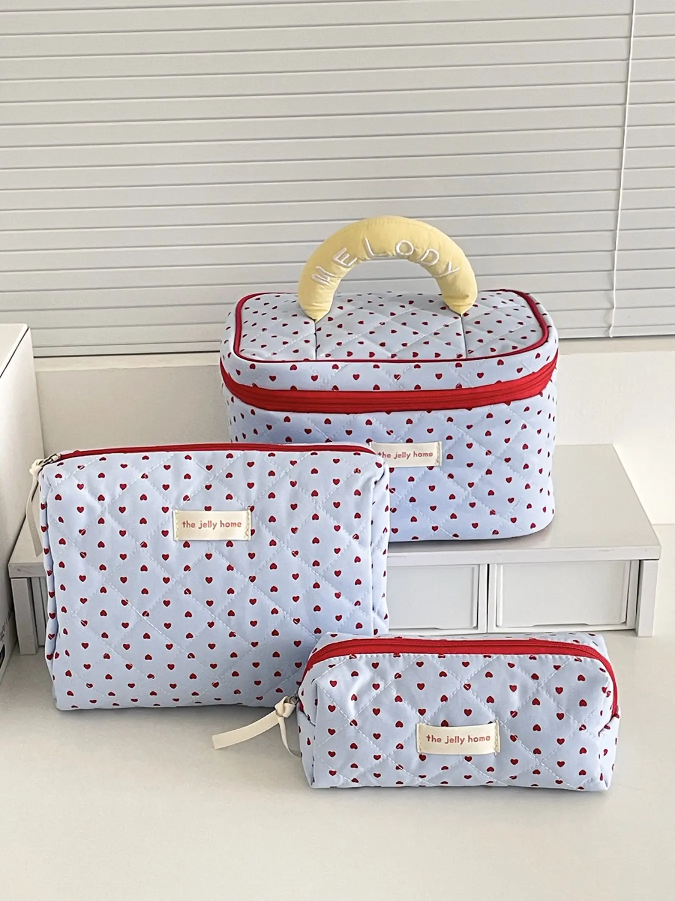 Heart Cosmetic Bag 2026 New High Aesthetic Storage Bag, Portable Large Capacity Wash Kit, Casual Random Print Design, Travel Cosmetic Bag, Cosmetic Pouch