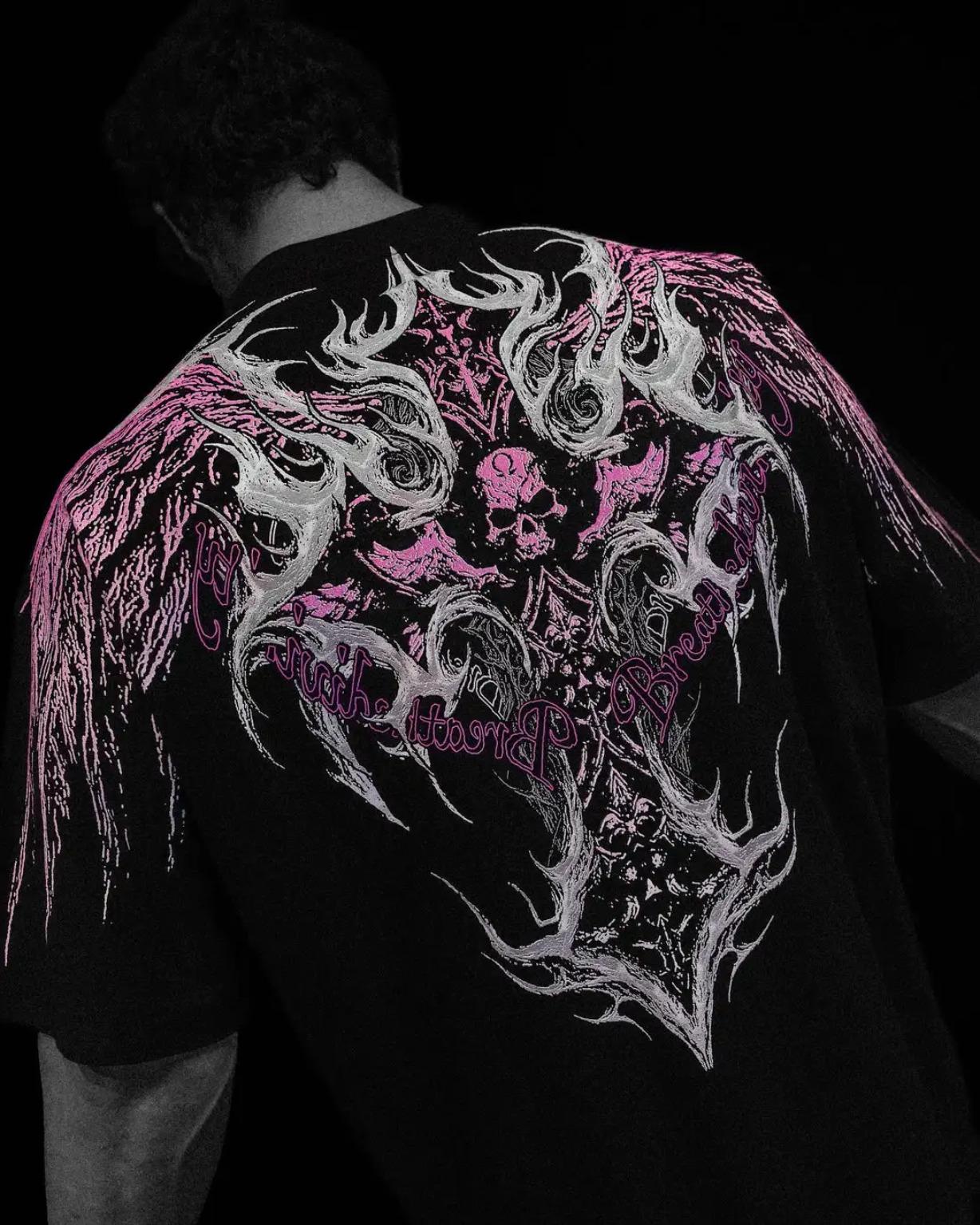 Breathedivinity Men's Compression Long Sleeve Gym Shirt Quick Dry Breathable Athletic Workout Top Gothic Lightning Print Muscle Fit Fitness Tee