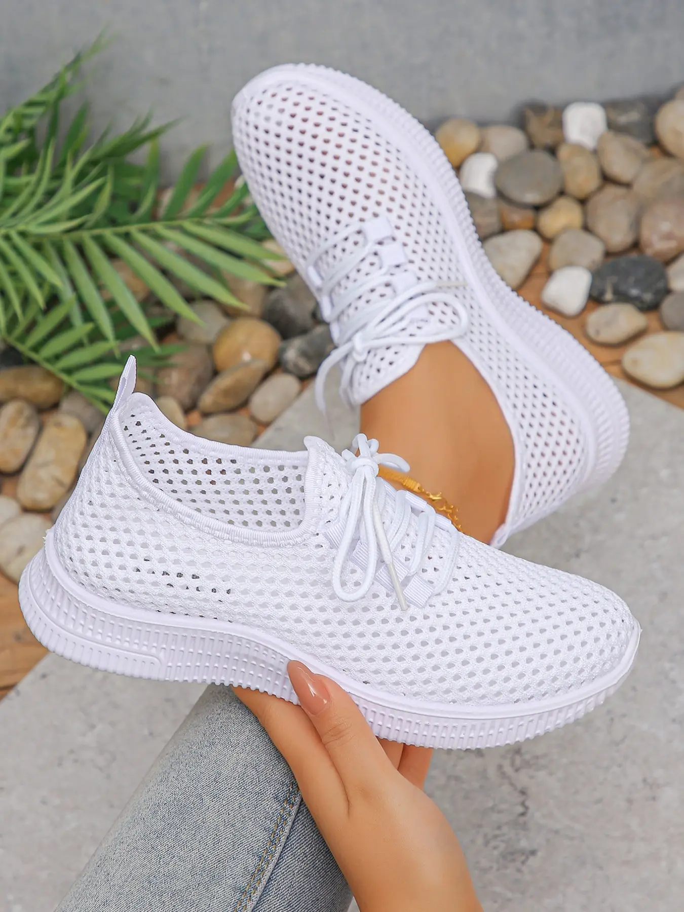 Summer New Hollow Out Breathable Tie Strap Casual Women's Shoes, Lightweight Soft Sole Flat Lazy Single Shoe, Daily Walk Commute Versatile Ladies' Sneakers Walking Shoes