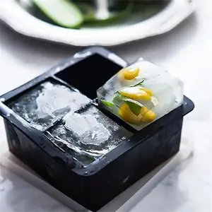 4 Grid Ice Cube Mold, 1 Count Silicone Ice Cube Tray with Lid, Multifunctional Household Chocolate Mold, Freezer Ice Cube Tray for Home Kitchen, Utensils