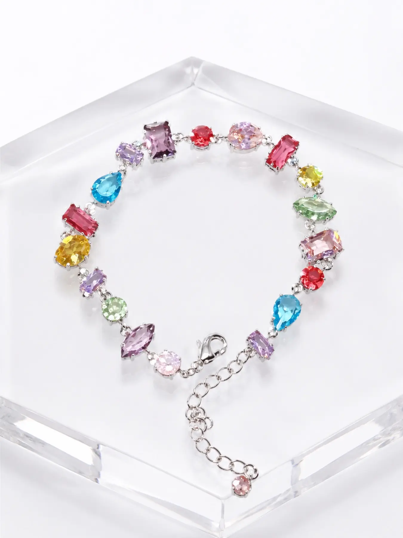 Alloy Rainbow Crystal Gemstone Bracelet, Lightweight Luxury Fashion Accessory, Versatile and Stylish Jewelry for All Occasions