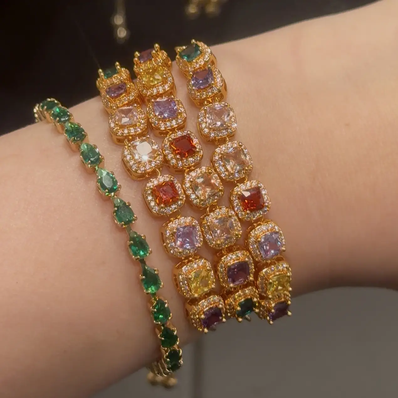 DOUX Sparkling Full-Pave Colorful Sugar Cube Pearl Bracelet for Women, Exquisite & Trendy Lightweight Luxury Jewelry Gift Box