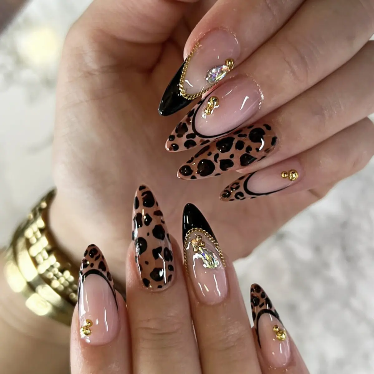 Glam Punk Almond Black Leopard Print Press-On Nails with French Tips, Teardrop Shape Rhinestones, Gold Chains, Steel Ball Charms – Reusable False Nails for Party Look Manicure (Fashion Accessory), Nails Press On