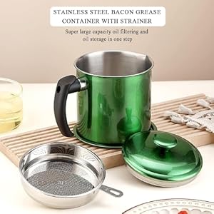 Bacon Grease Container With Strainer, 48 oz Metal Shining Green Coating Oil Container, Pot Fat Storage With Lid, Easy Grip Handle Suitable For Storing Frying Oil And Cooking Grease