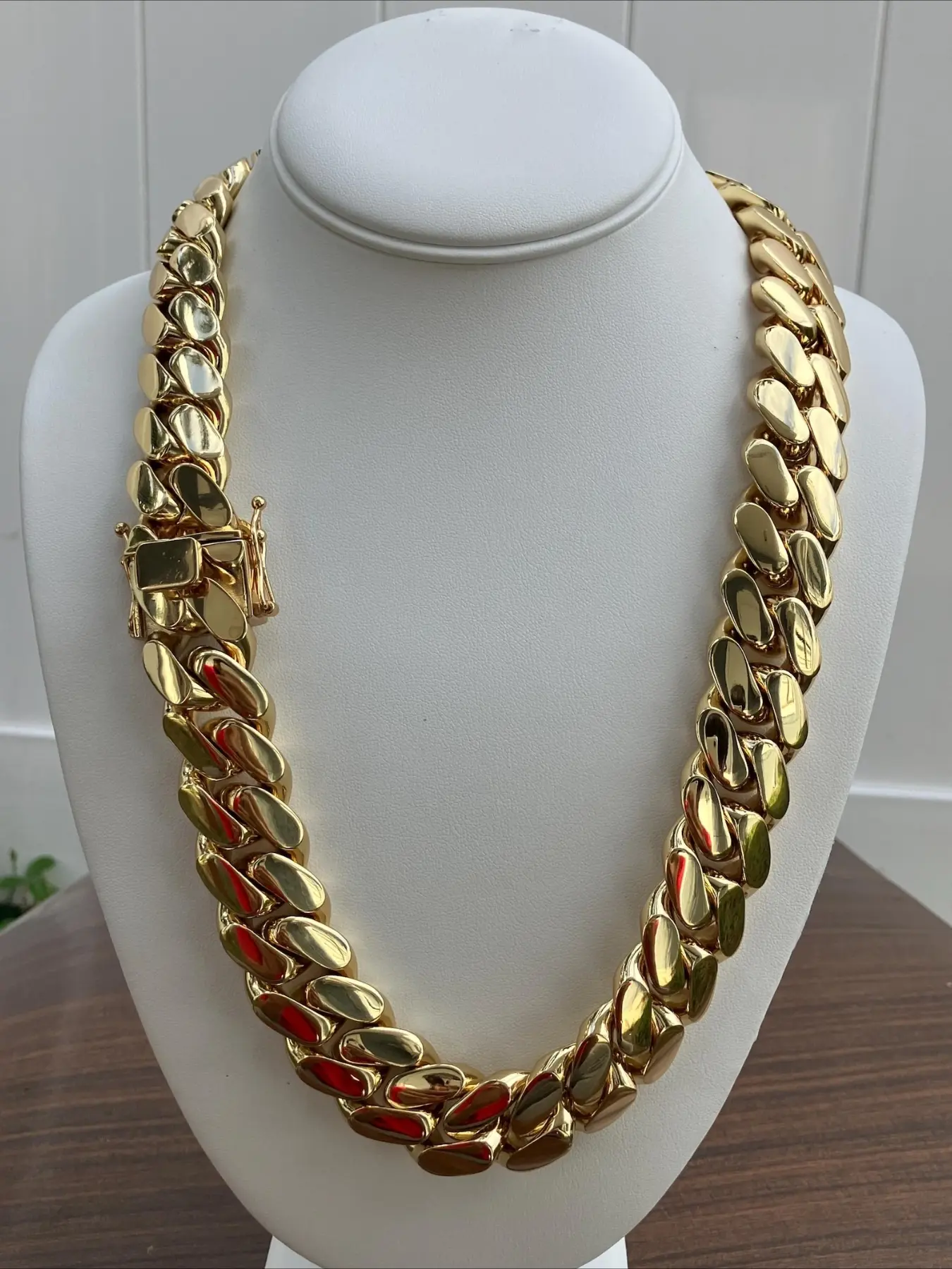 22Mm Miami Cuban chain, Cuban Link Necklace, Cuban Links Necklace, Chunky Necklace, gold-plated square buckle solid street hip-hop jewelry, dating party versatile style, exquisite gift box packaging