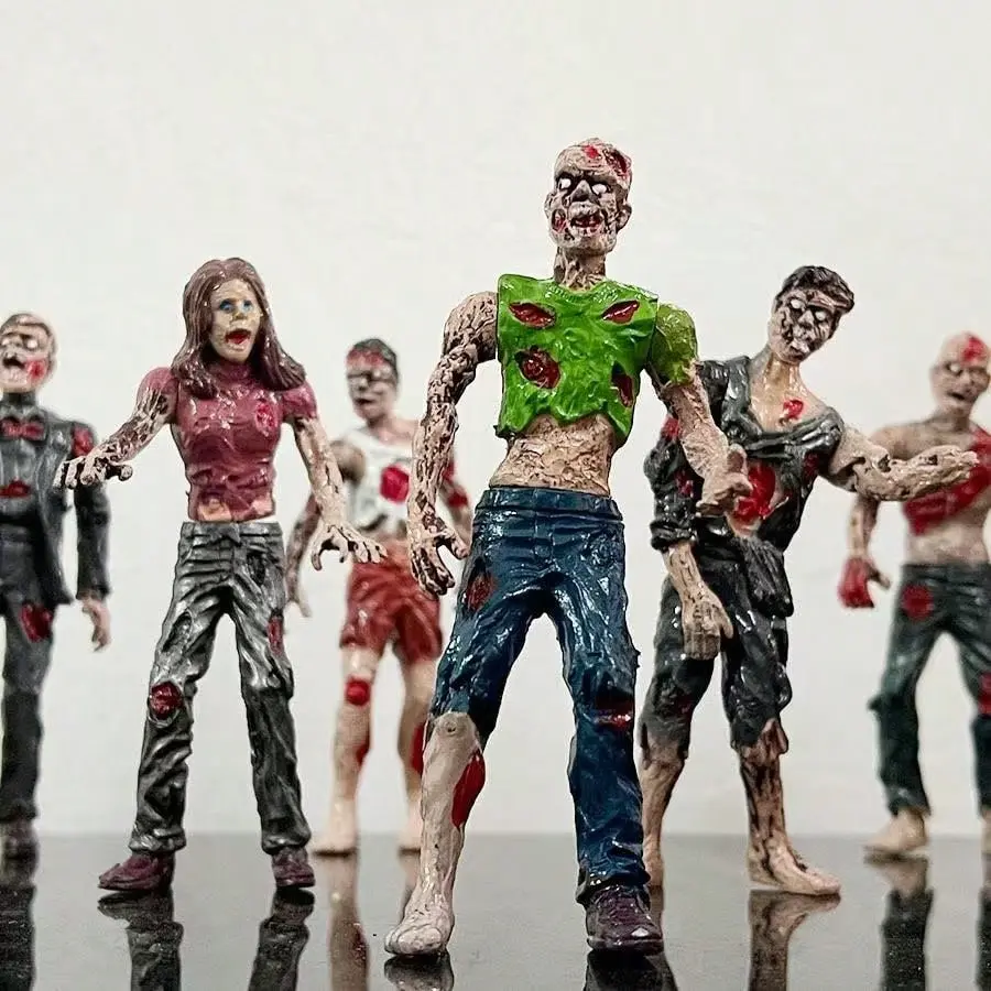 Halloween Zombie Action Figure Set, 6-Piece Jointed Model Toys, Biohazard Theme, Weathered Blood Stain Design, Realistic Miniature Figures