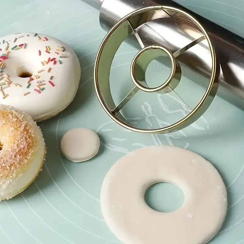 Doughnut Cutter Mold, Stainless Steel Doughnut Cutting Tool, Professional Baking Molds, Perfect for Doughnuts, Bagels, Cookies