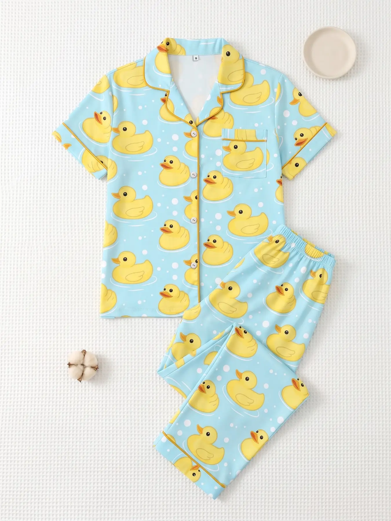 Women's 2-Piece Pajama Set, Short Sleeve Button-Up Shirt and Pants, Casual Home Wear, Light Blue Duck Print, All Seasons