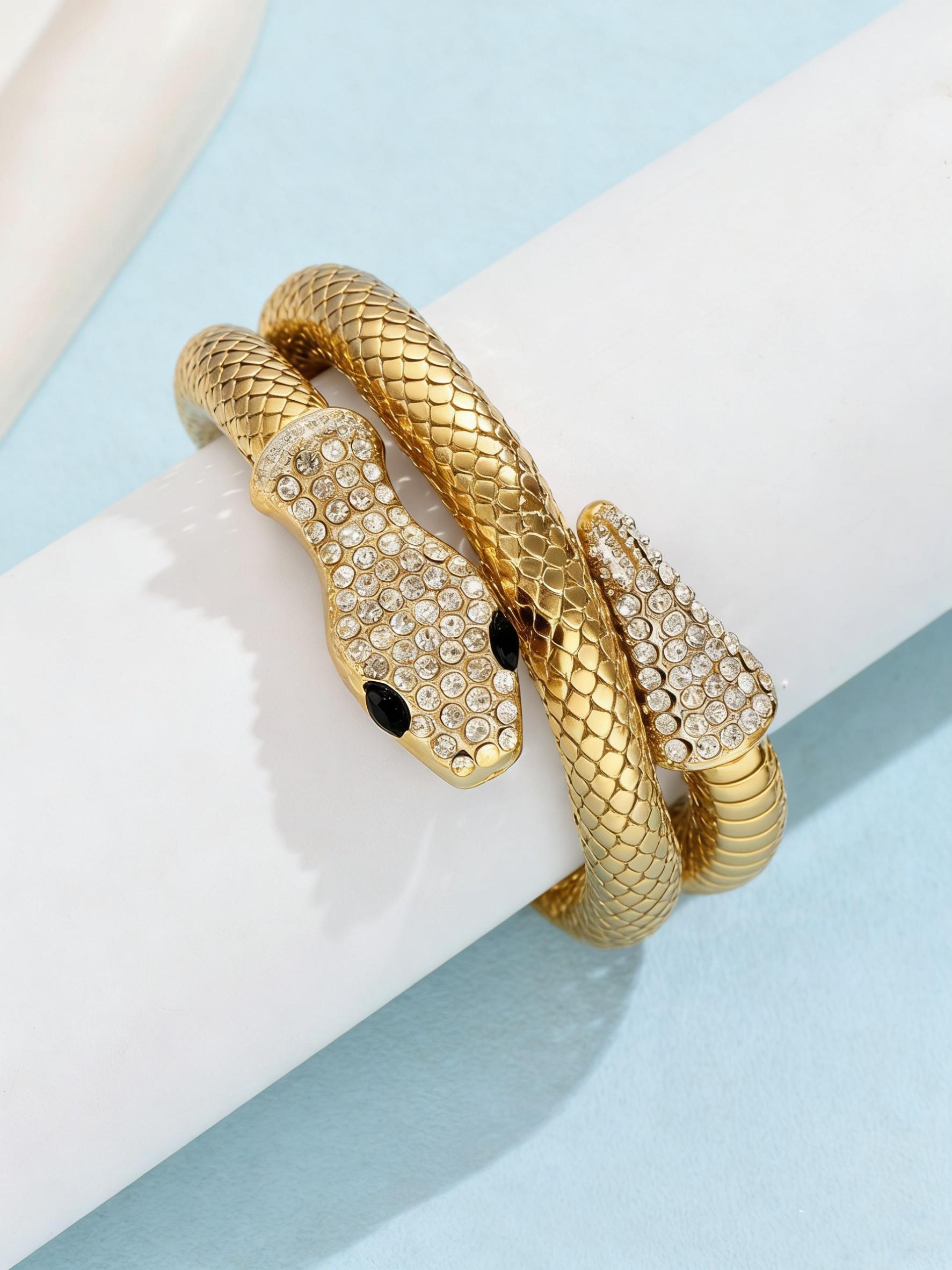 Elegant Snake Design Bracelet, Rhinestone Embellished, Bold Statement Jewelry, Perfect for Stylish, Unique Gift Idea