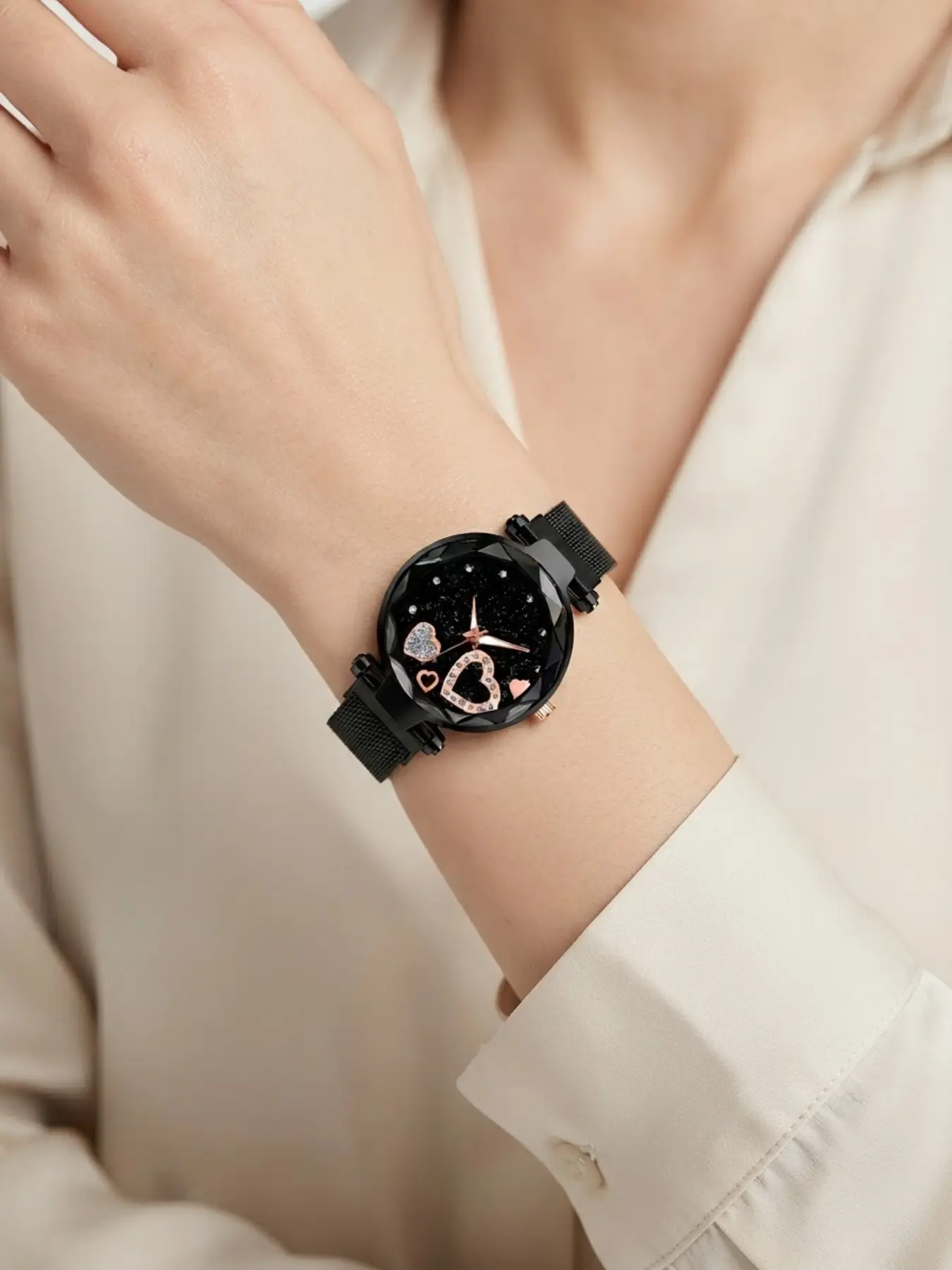 Heart-Encrusted Mesh Watch, Dark Sweet Cool Vibe, Starry Face with Multiple Heart Decorations, Elegant Analog Quartz Watch for Women
