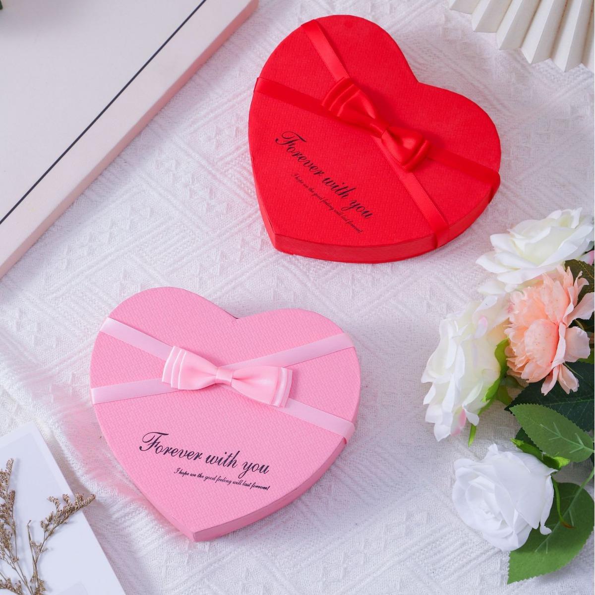 Cross-border Soap Flower Rose Heart-shaped Gift Box, Valentine's Day and Christmas Gift, Heart-shaped Artificial Rose Gift Box and Present