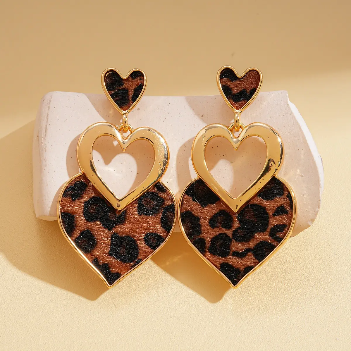 Women's Vintage-Inspired Leopard Print Dangle Earrings - Geometric Rhombus, Heart Shapes, Silver Tone, Lightweight Post, Plastic Base, Female Wear, Party Ready Fashion Accessories for Daily Wear Gift for Her