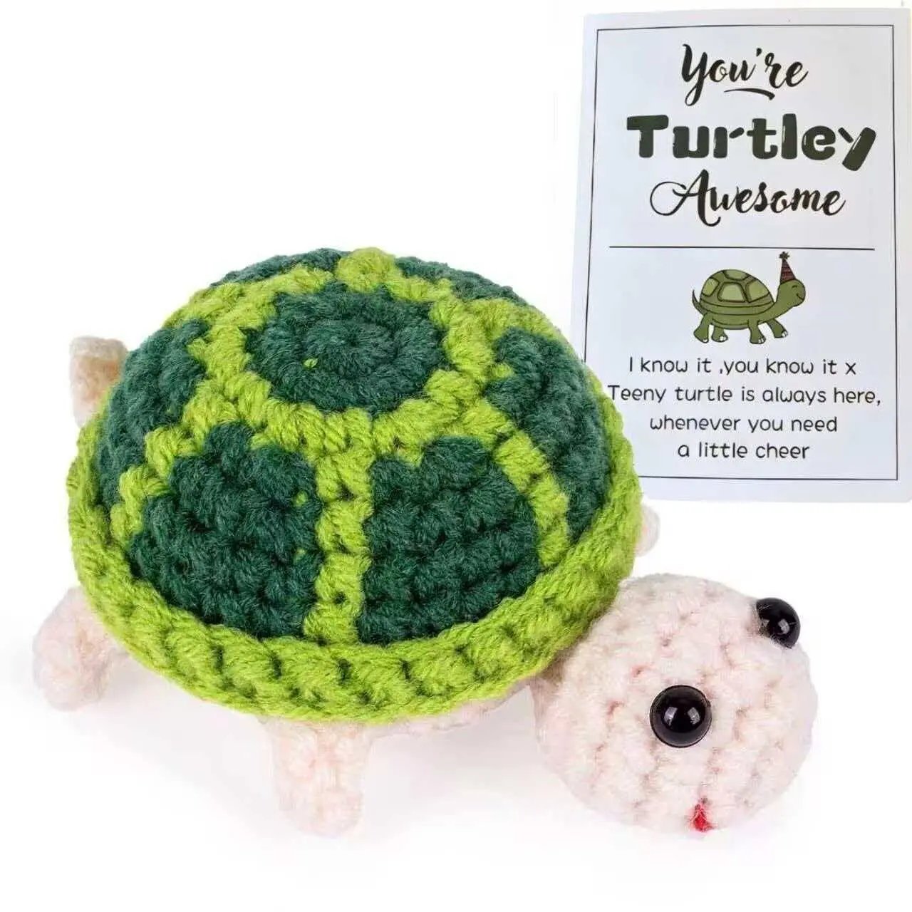 1pc A Hand-Crocheted Little Turtle Gift Full Of Emotion And Positive Energy, A Mini And Exquisite Handmade Crochet Figure Desktop Toy/Doll, Complete with A Positive Card, A Birthday Gift for Dad From His Daughter, Son, Or Wife.