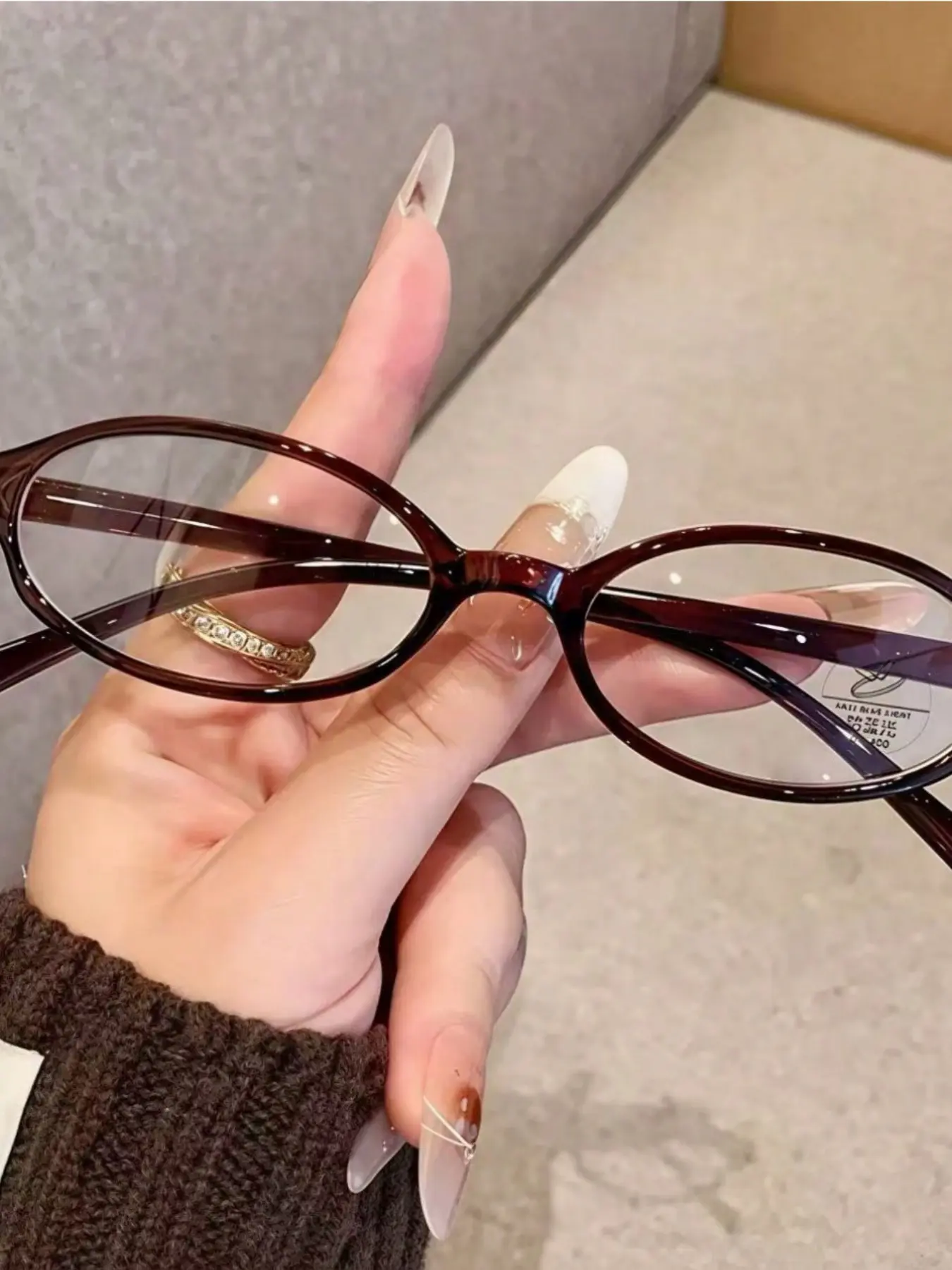 Elegant Oval Glasses Frame for Women, Lightweight and Portable, Showcase Unique Style, Plain Design, Decorative Lens, All Seasons, Eyeglass Frames, Fashion Frames