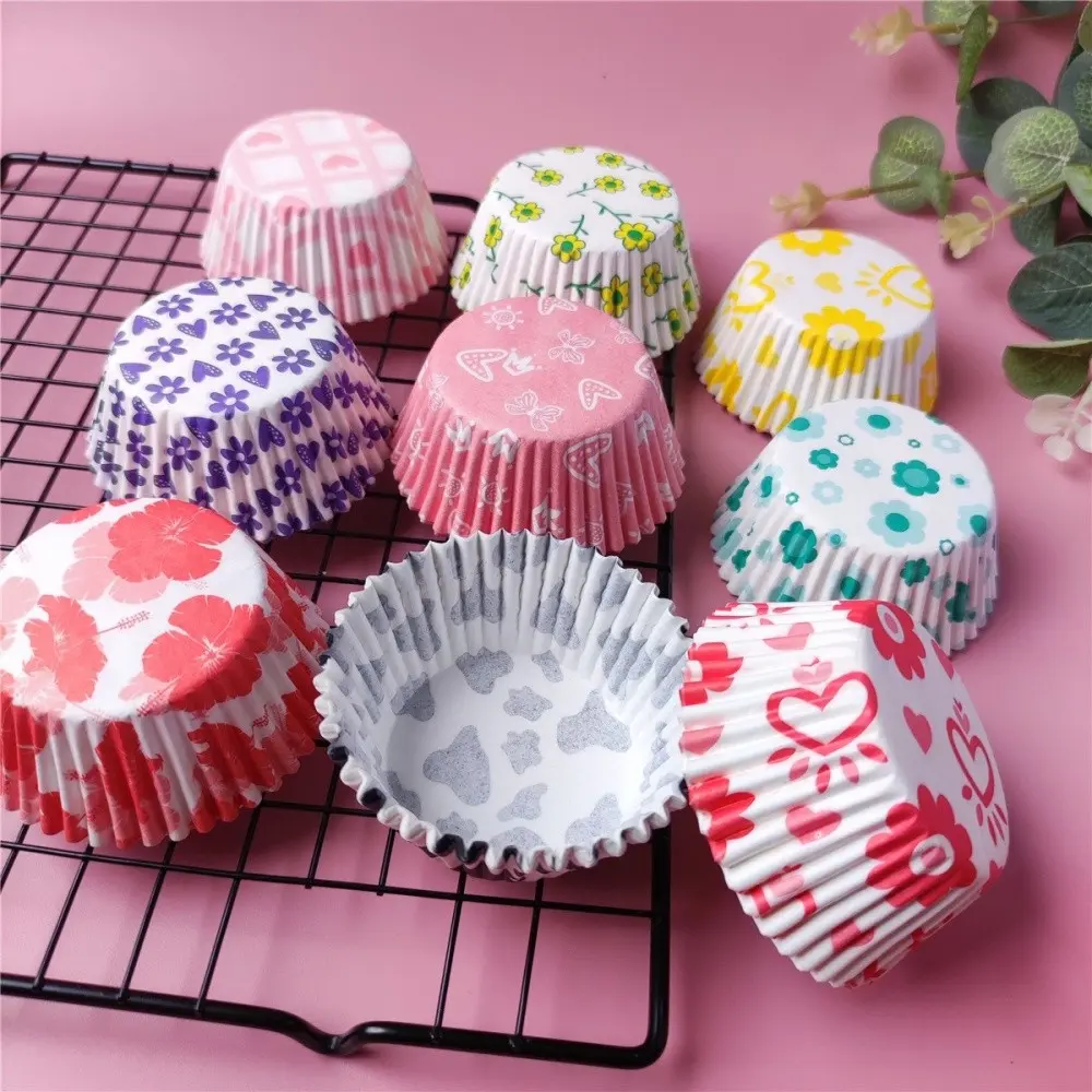 Disposable Oil Proof Cupcake Liners, Color Printed Muffin Paper Cups, Baking Wrappers for Cupcakes & Candy, Ideal for Wedding, Valentine's Day, Holiday & All Anniversary Party Dessert Decor