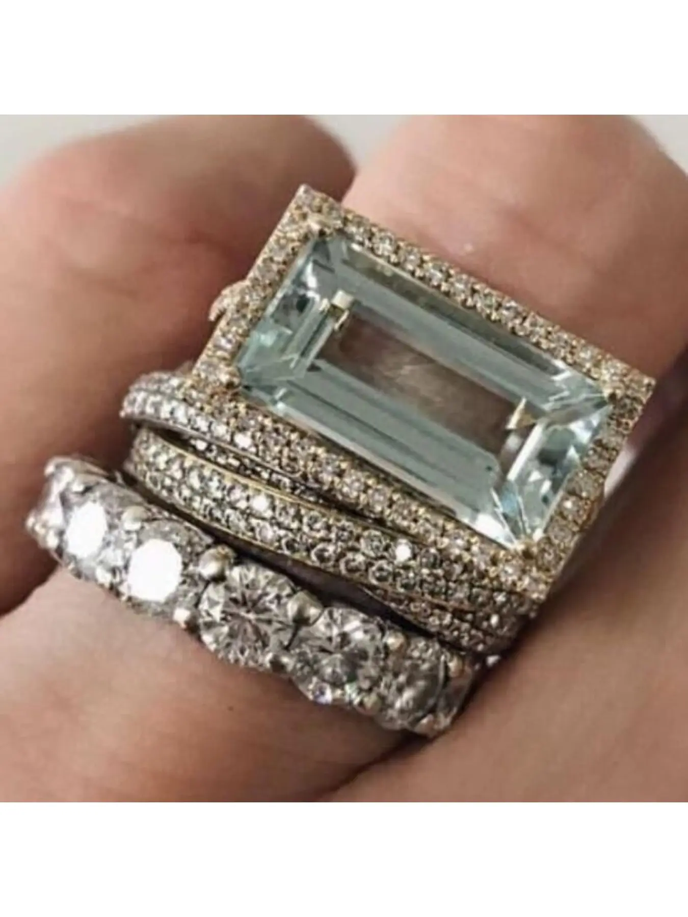 Rectangular halo diamond three-piece stackable ring set, multi-layer full diamond band set, lightweight luxury skin-flattering women's jewelry, elegant accessory for banquets and proposals