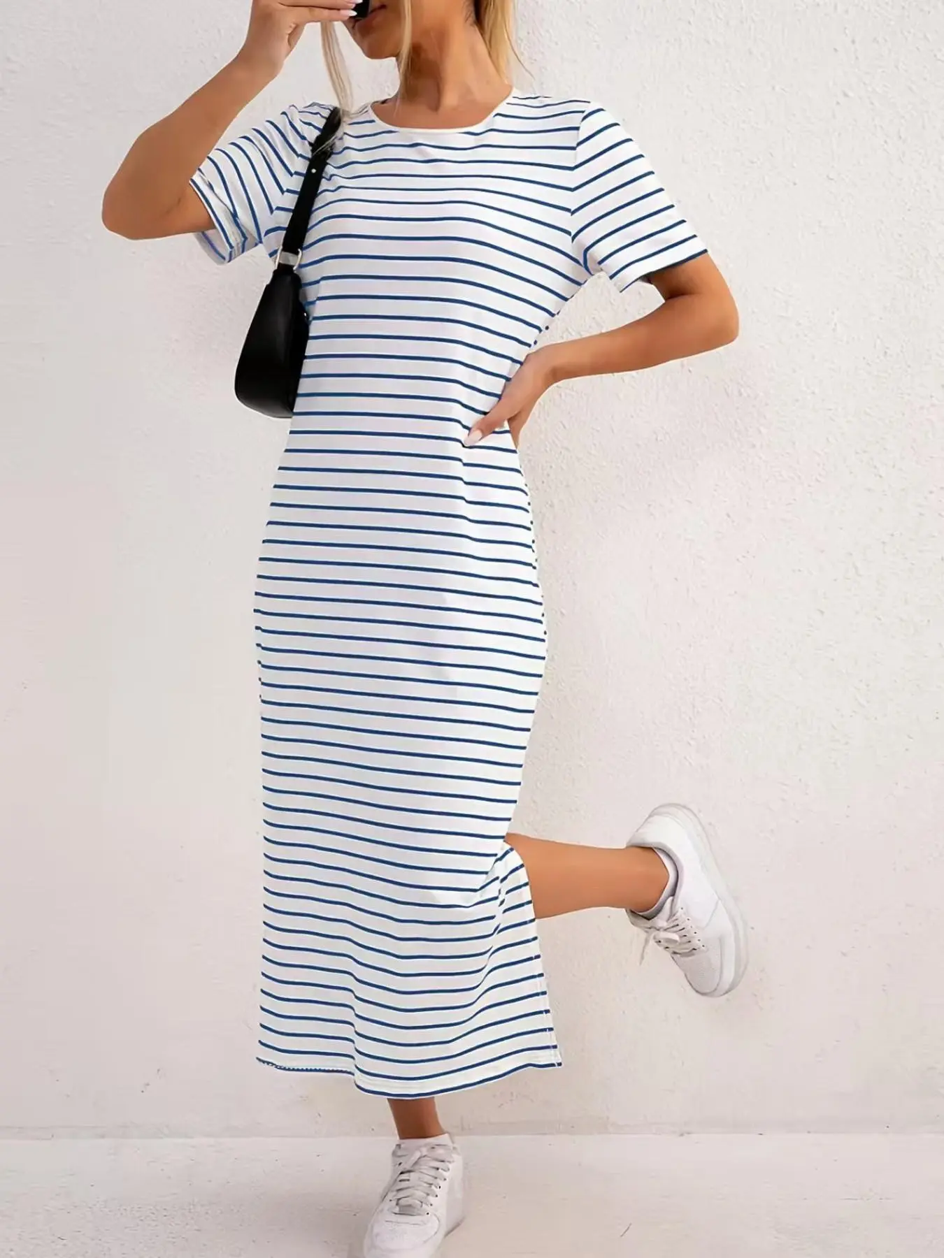 Women's Striped Print Round Neck Lightweight Casual Vacation Dress, Summer Side Slit Design, Country Concert, Hawaiian Tropical Style, Elegant Fitted Ditsy Floral Pattern
