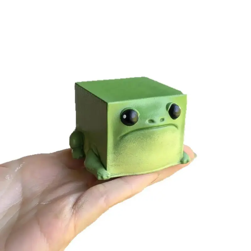 Cute Cube‑Style Frog Figurine, Minimalist Resin Table Decor, Viral Trendy Ornament for Home Office Bookshelf Bedroom Living Room