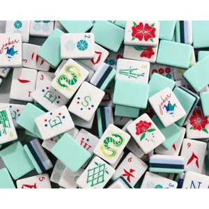 Spot cross-border American acrylic mahjong tiles cross-border European and American cyan four-layer European and American portable mini mahjong tiles