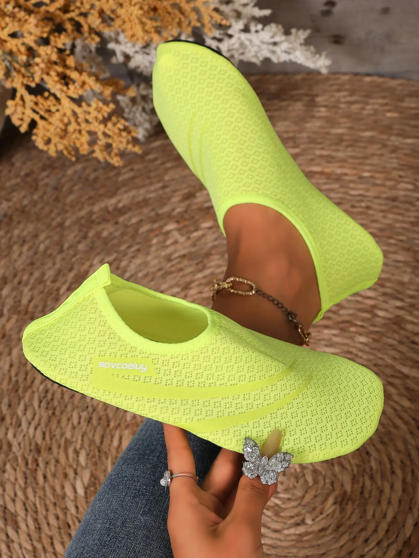 Foldable Water Shoes, Aqua Shoes for Men and Women, Quick-Dry Sneakers for Swimming and Surfing, Comfortable Indoor and Outdoor Footwear