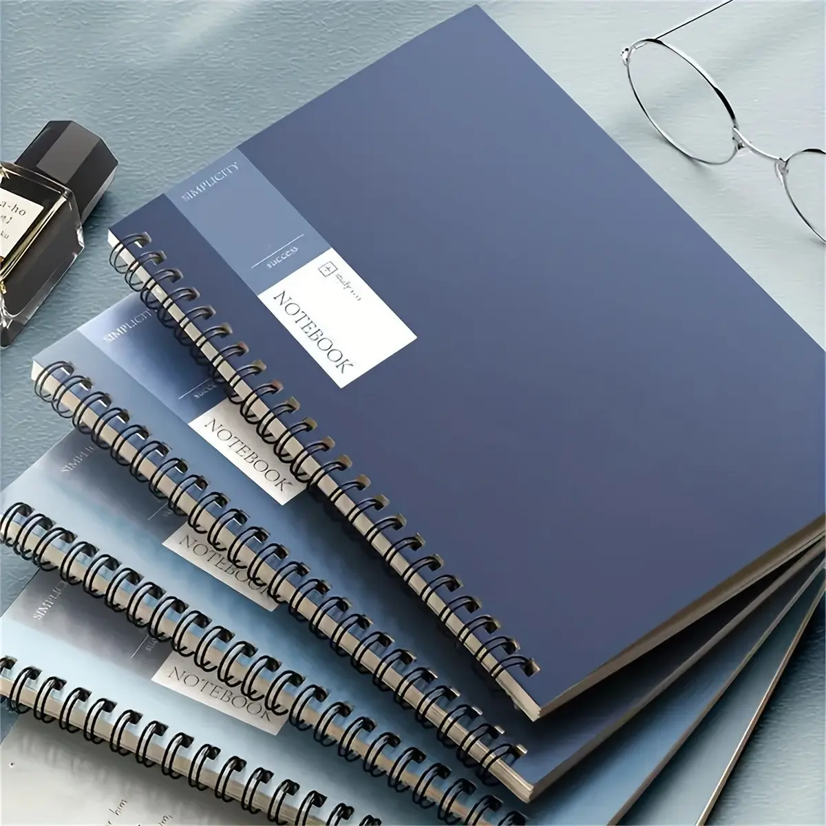 [4/8pcs Premium A5 Spiral Notebooks] Minimalist Design, Matte End, Features, College Ruled, English Text - Ideal for Students And Daily Office Use Random Color Notebook Set