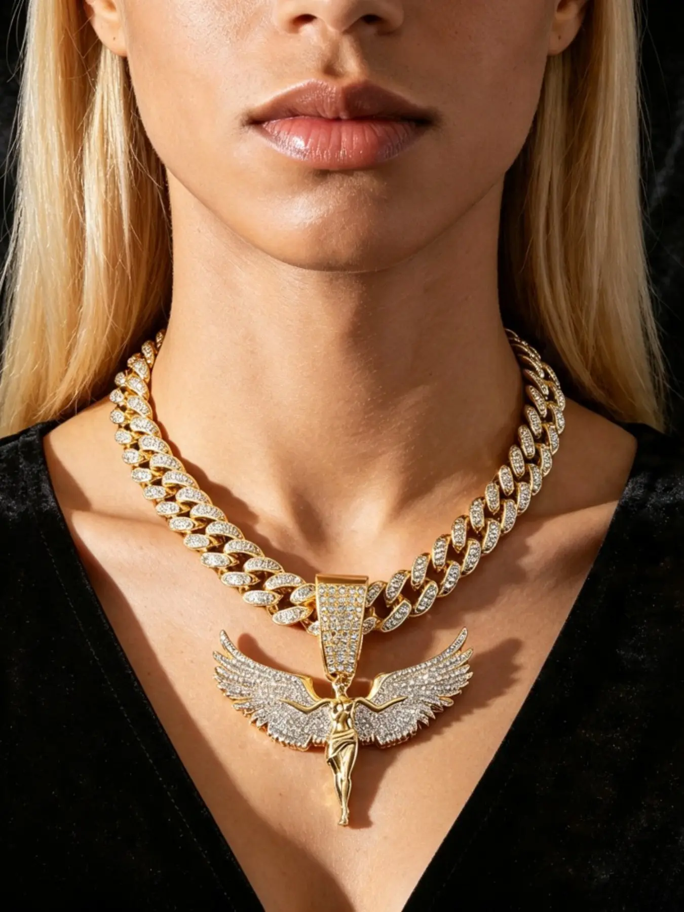 American Rap Style Large Wing Angel Pendant, Full Diamond Wide Cuban Chain, Cuban Link Design, Unique Men's Bling Necklace, Fashion Jewelry Accessory