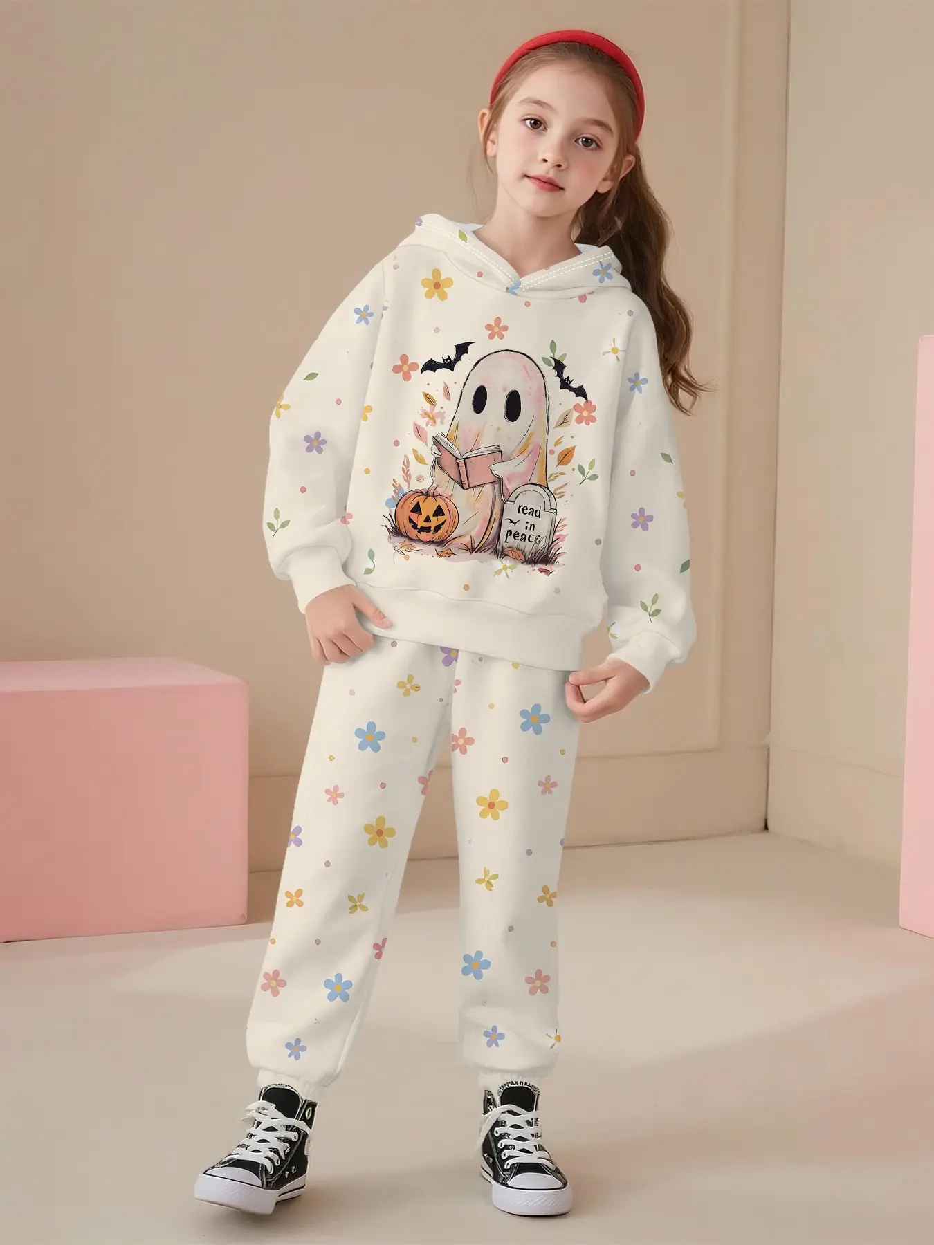 Two-piece set of girls' hooded sweatshirt and long pants, printed with floral and ghost reading patterns, soft casual kids outfit, digital printing, trendy casual children's clothing, suitable for girls' daily outings and outdoor sports, a perfect gift fo