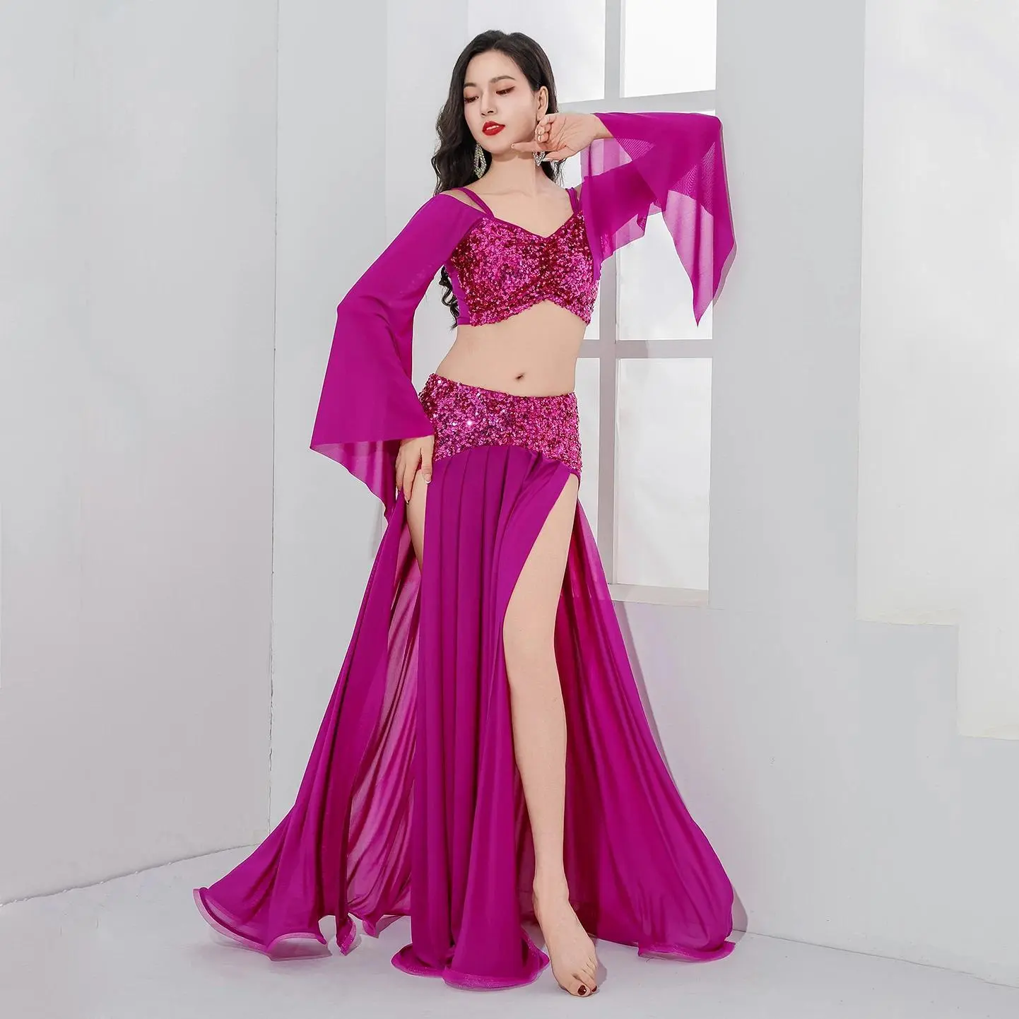 Elegant Belly Dance Outfit Ablaze Sequins Costume Shiny Long Skirt Oriental Dance 2 Pieces Set Girls Class Group Dance Outfits