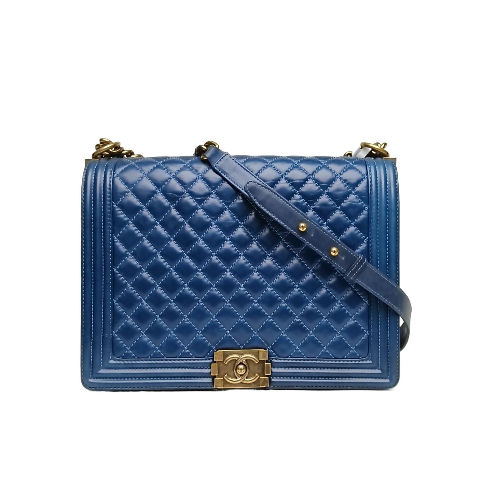 Pre-owned CHANEL 【Diz】CHANEL Leboy Large MAXI 30cm Blue Calfskin Pristine