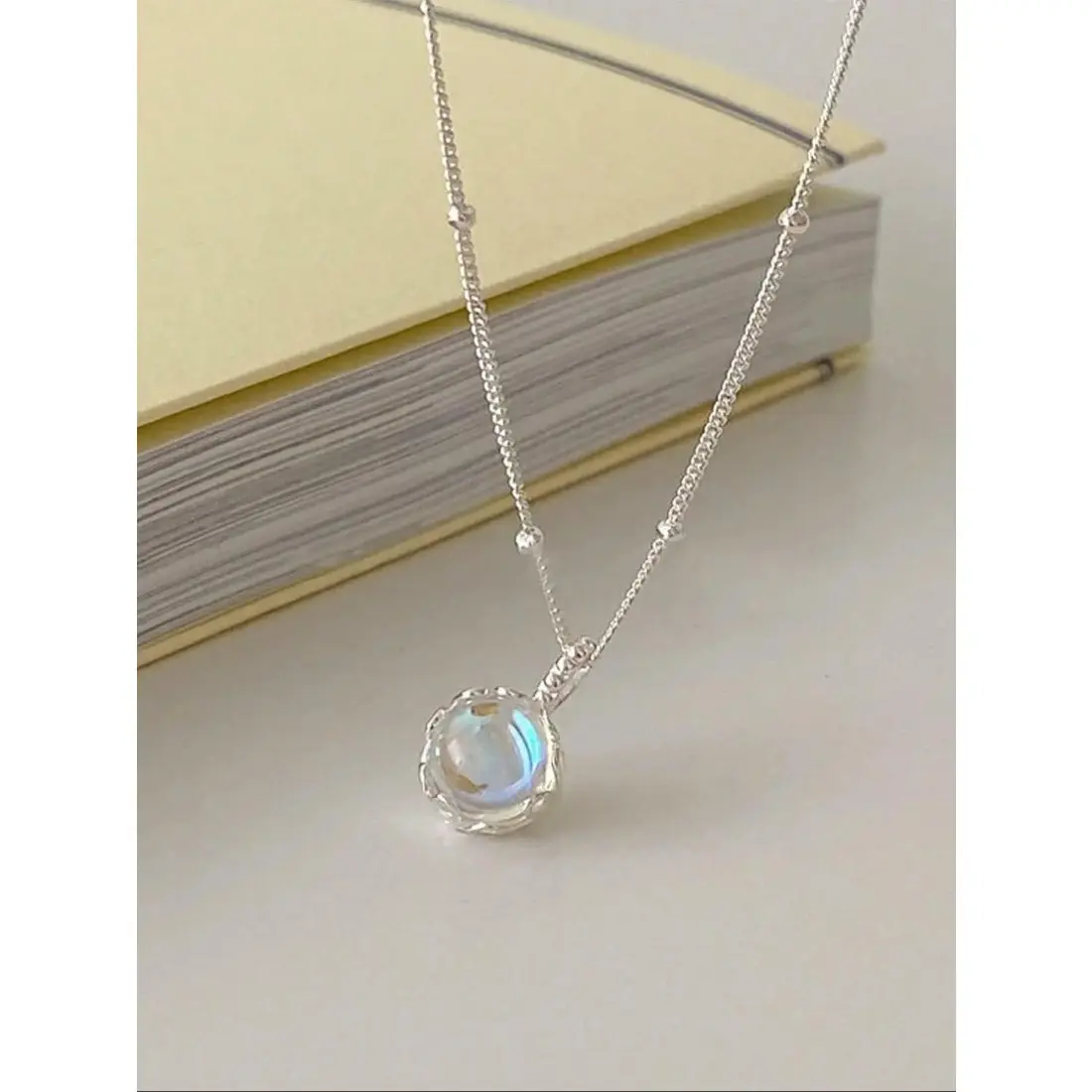 1 piece of S925 pure silver petal moonstone necklace for women's anti allergic jewelry, perfect for giving as a Valentine's Day or birthday gift to your girlfriend, Zircon Pendant Necklace