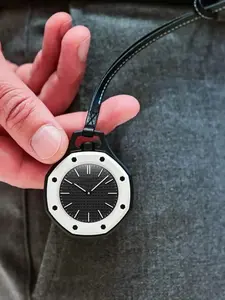 Neutral Quartz Watch, Fashionable Lanyard Design, Cartoon Style, Lightweight, Casual All-Season Wear, Includes Gift Box, Quartz Analog Wristwatch