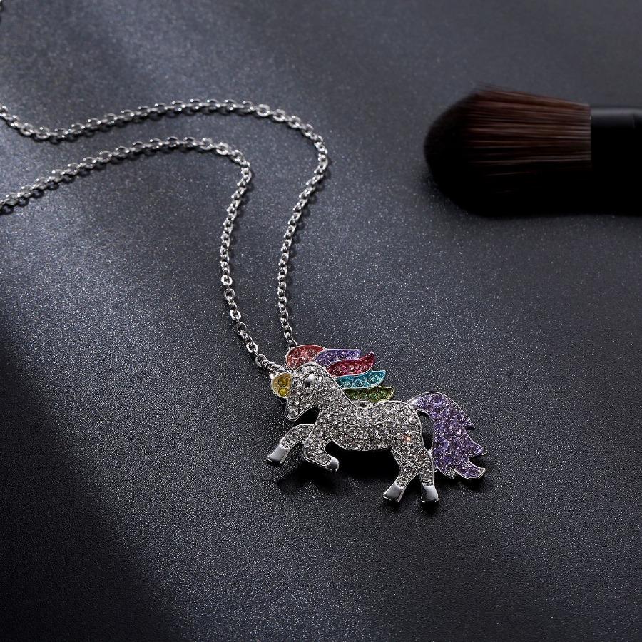 Cartoon unicorn necklace Valentine's Day colorful pony necklace, the best birthday gift for my daughter and granddaughter