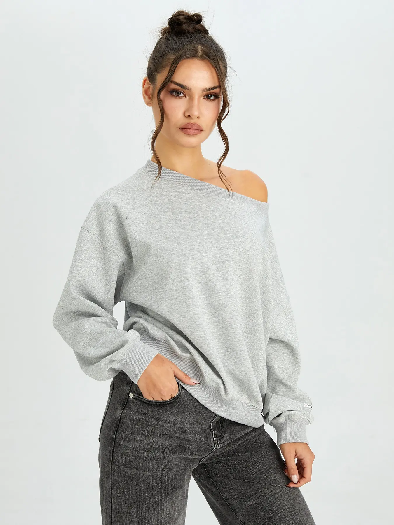 Women's Casual Solid Color Sloping Shoulder Long Sleeve Loose Top, Lady Comfort Outfit for Spring & Fall, Versatile Sweatshirt, Casual Pullover Sweatshirts