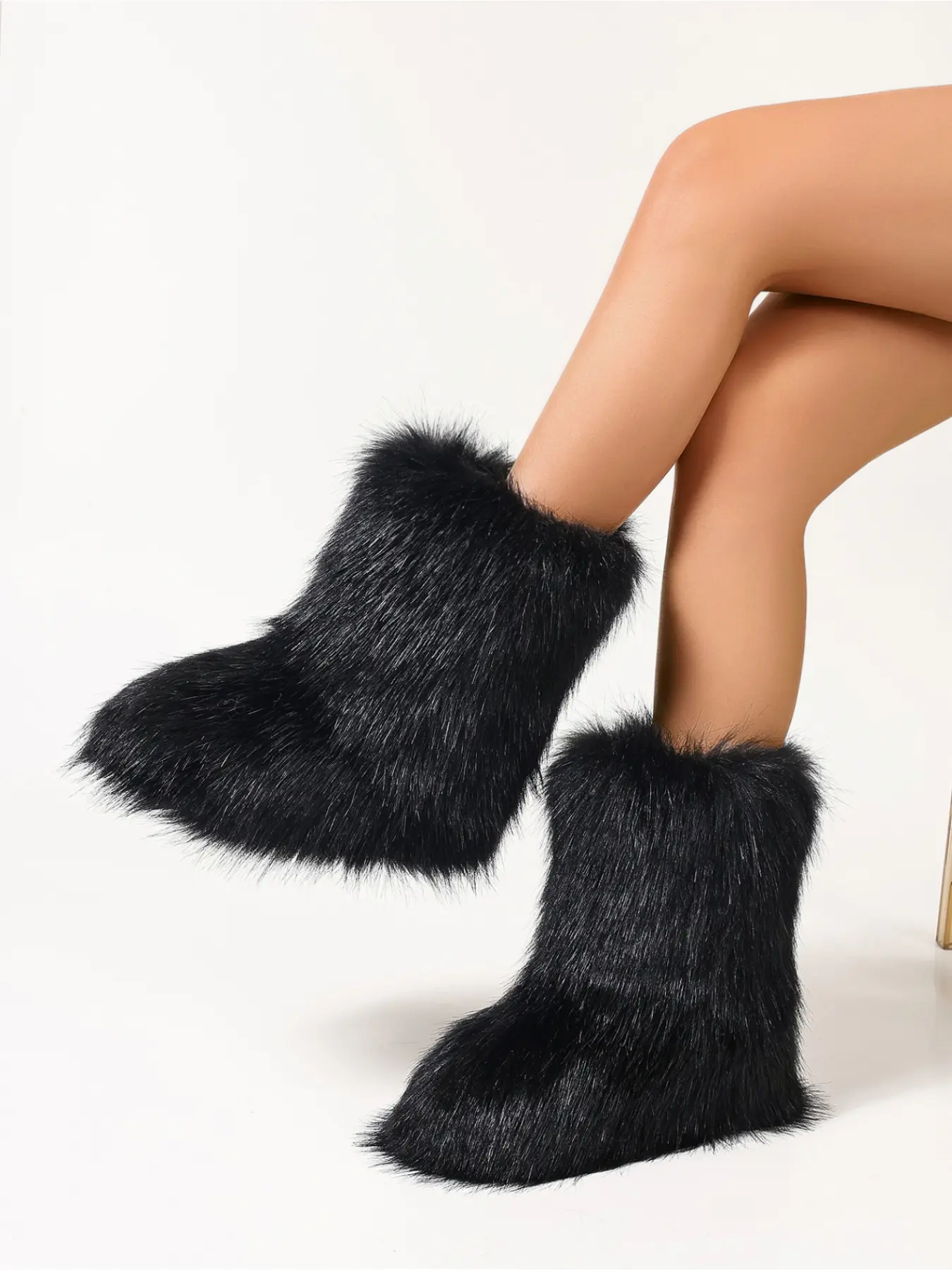 Vintage Y2K Fluffy Long Fur Round Toe Boots, Ultra-Light Comfort Fit, Multi-Occasion Warm Snow Booties For Work Market Ski
