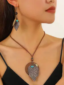 Women's Bohemian Vintage Leaf Necklace Earrings Set, Wooden Turquoise Shell Decor, Long Adjustable Leather Rope Sweater Chain Accessory