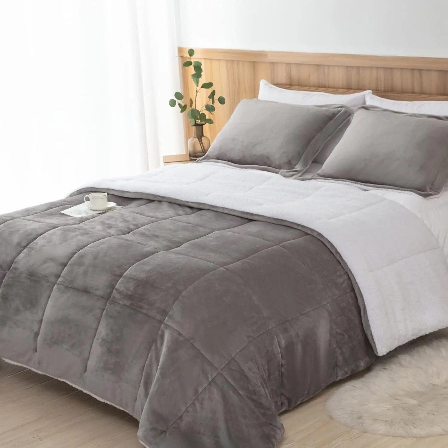 Ultra Soft Sherpa Comforter Set Full Queen, Fall Winter All Season Down Alternative Bedding Sets Grey 3 Piece (1 Comforter and 2 Pillow Shams) | Fleece and Micromink Reversible, Soft Warm Microfiber Fill, Machine Washable, 90x88 inch
