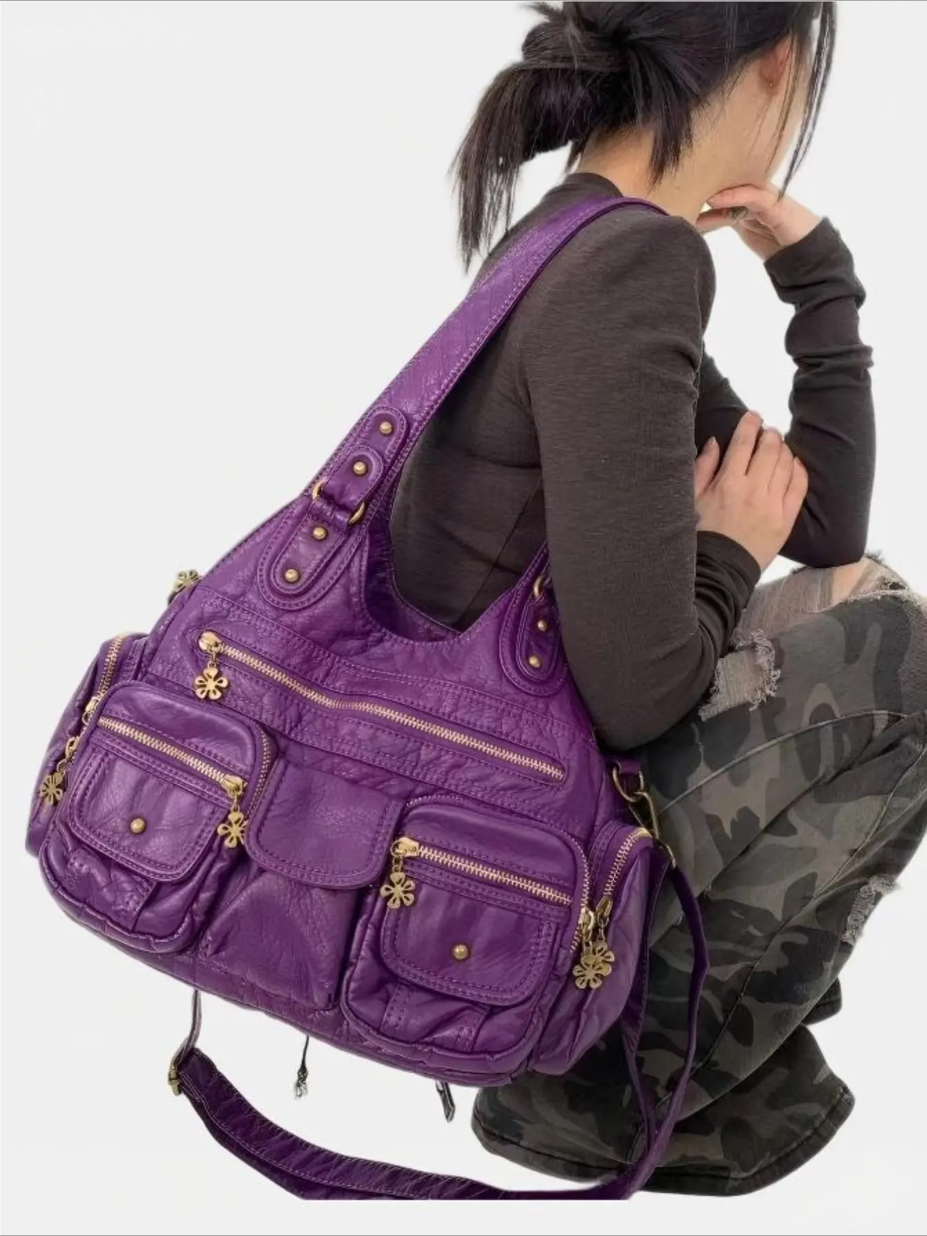 Ladies' retro vegan motorcycle tote bag, featuring a wasteland style front pocket, soft shoulder bag with detachable shoulder strap, large capacity bag, personalized street Y2K handbag, rivet design, drawstring design, Zipper crossbody bag