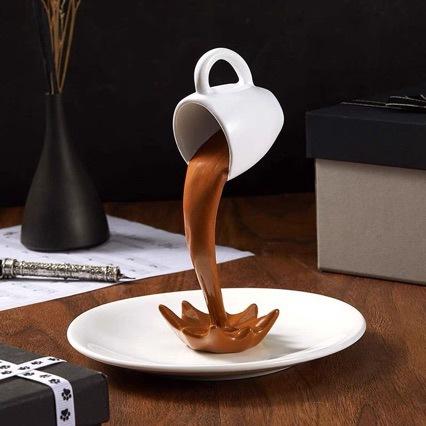 Floating Spilling Coffee Cup Sculpture, 3D Pouring Coffee Mug Resin Figurine, Kitchen Countertop Decor