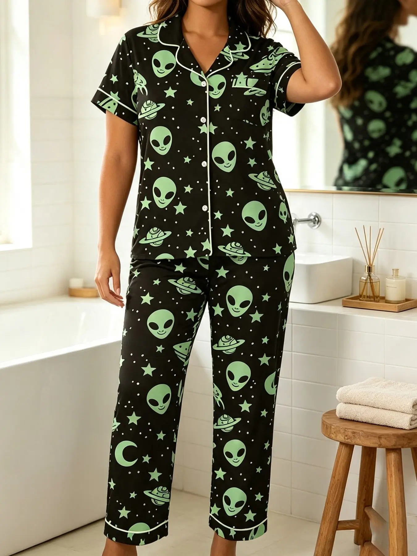 Women's Fall Winter Pajama Set, Short Sleeve Button-Up Shirt and Pants, Casual Home Wear, Alien Print, Ankle Length, Slim Fit