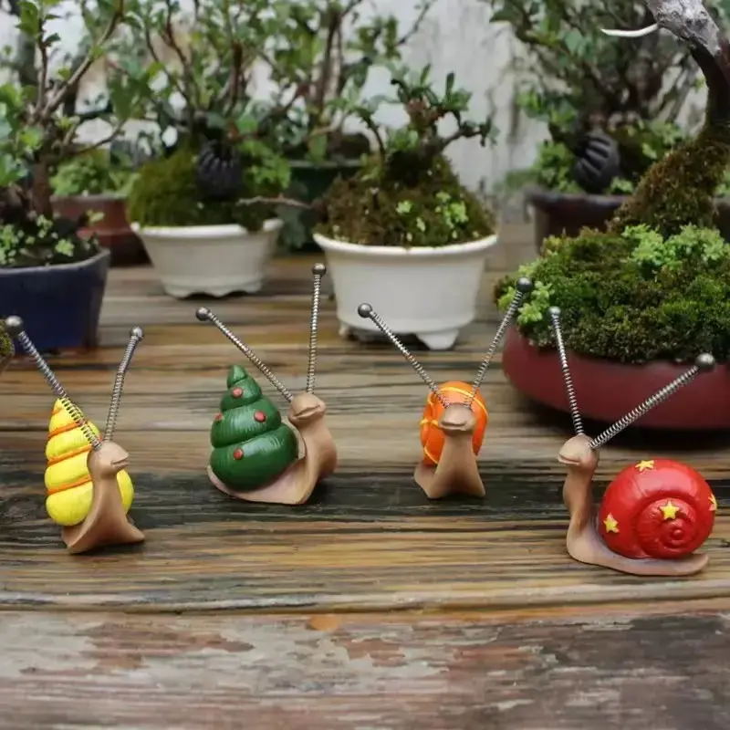 4pcs Cute Colorful Snail Set Resin Craft Animal Figurines, Realistic Decorative Ornaments, Perfect for Home Decoration and Gifts