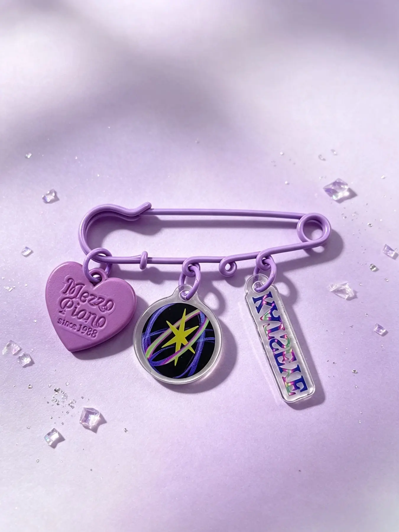 Katseye Heart Planet Acrylic Pin, Y2K Sweet Cool Korean Idol Badge, Gradient Letter Strap, Decorate Bags, Jackets, Hats, Backpacks