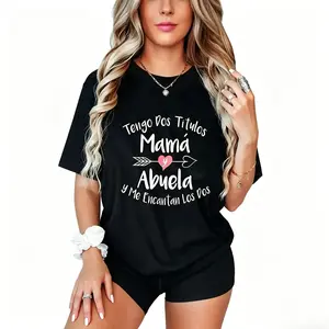 Graphic T-shirt Unisex Tengo Dos Titulos Mama Y Abuela Spanish Family Mom Grandma T-Shirt Funny Gift Mothers Day Latina Pride Summer Streetwear Casual Oversized Tee Trendy Urban Style Fashion