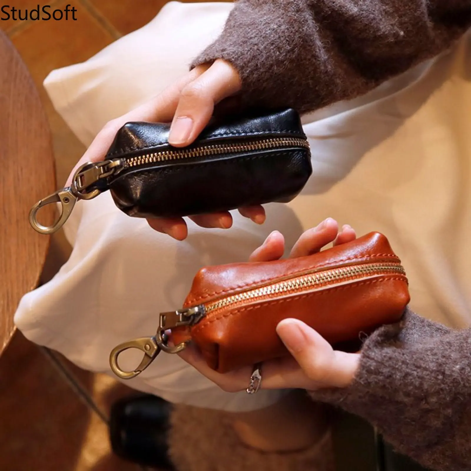 Genuine Leather Key Case Vintage Zipper Coin Purse Mini Key Chain Pouch Portable Car Key Holder Small Earphone Organizer for Men Women