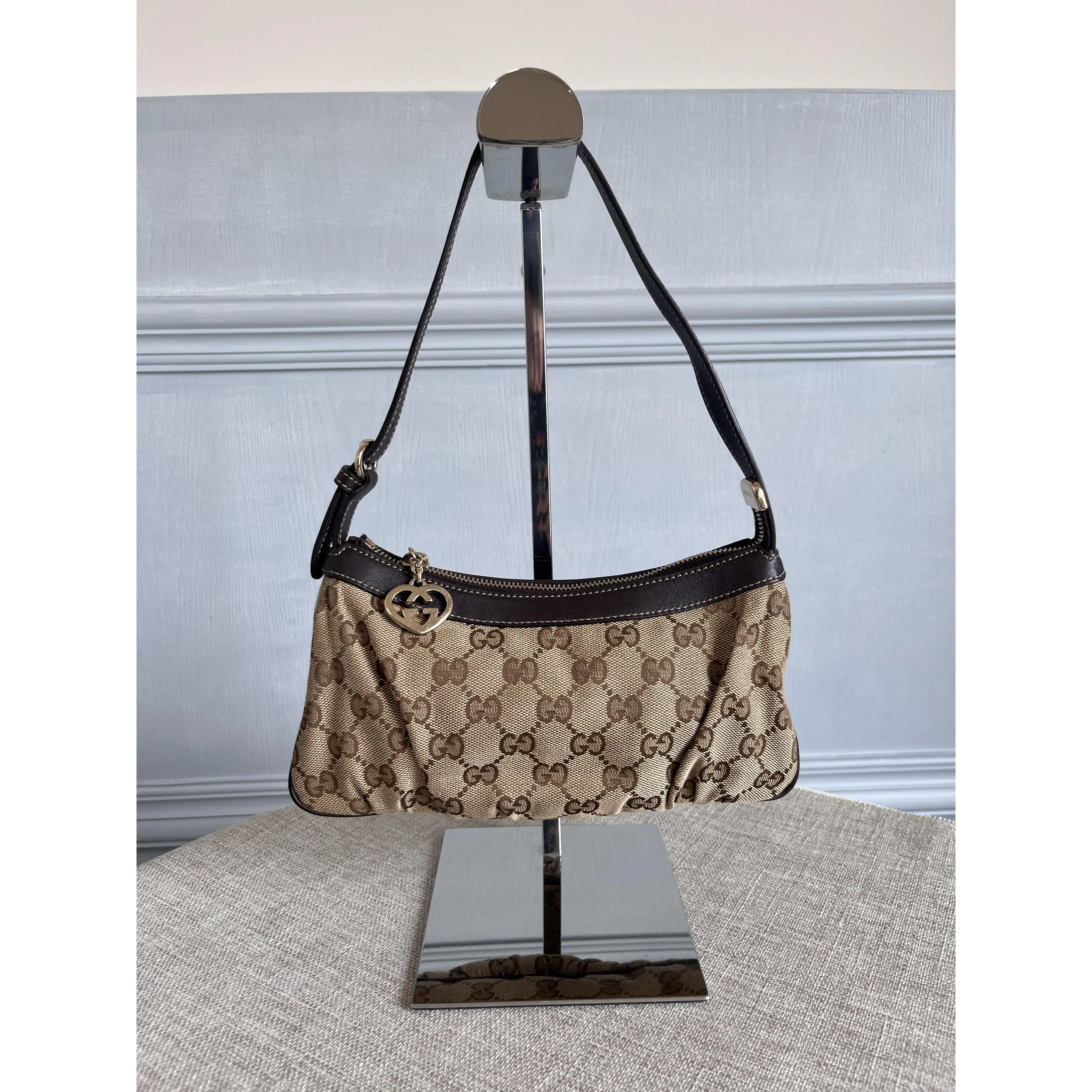 Pre-owned GUCCI Classic GG Monogram Mini Hobo Bag Ruched Canvas Leather Trim Heart GG Pendant Vintage Shoulder Purse