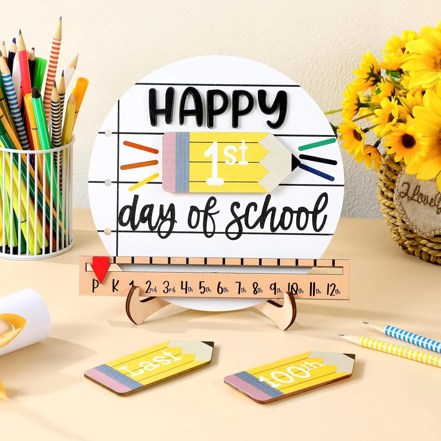 8'' Round Wooden 3D Interchangeable First & Last Day of School Decor Sign Pencil, Reusable Board with 1st, 100th Day Plaques, Photo Prop Gift for Back to School, Decor Signs, Photo Props